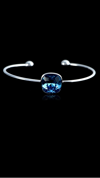 Picture of Pretty Swarovski Element Platinum Plated Bangles