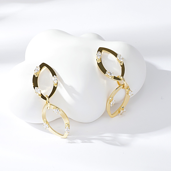 Picture of Classic White Dangle Earrings with Worldwide Shipping