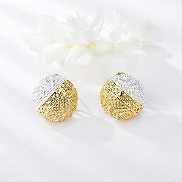 Picture of Zinc Alloy Medium Stud Earrings with Unbeatable Quality