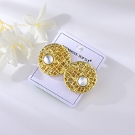 Picture of Hypoallergenic Gold Plated Dubai Big Stud Earrings from Certified Factory