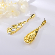 Picture of Dubai Zinc Alloy Dangle Earrings with Worldwide Shipping