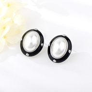 Picture of Classic Gold Plated Stud Earrings with 3~7 Day Delivery