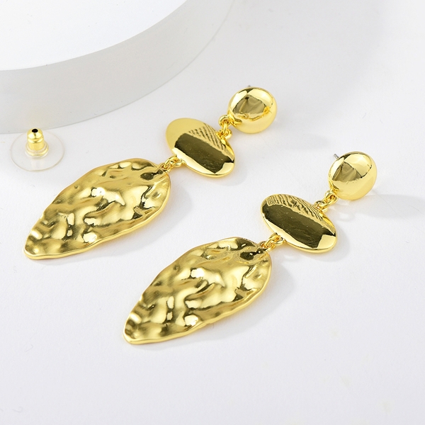 Picture of Inexpensive Zinc Alloy Dubai Dangle Earrings from Reliable Manufacturer