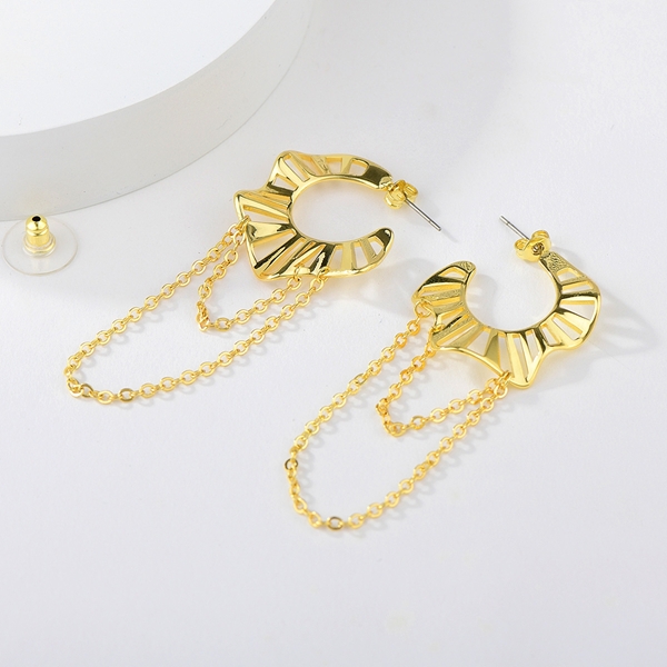 Picture of Fancy Dubai Zinc Alloy Dangle Earrings