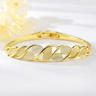 Picture of Amazing Small Zinc Alloy Fashion Bangle