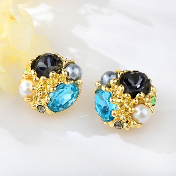 Picture of Classic Gold Plated Stud Earrings with Fast Delivery