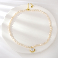 Picture of Sparkling Small Gold Plated Short Chain Necklace