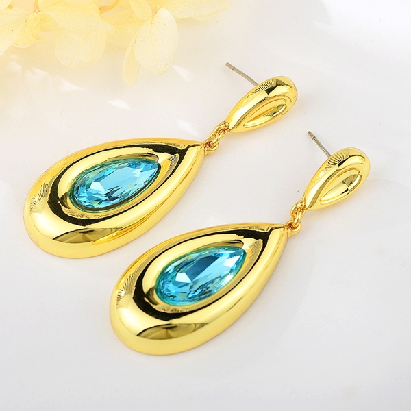 Picture of Classic Medium Drop & Dangle Earrings with Worldwide Shipping