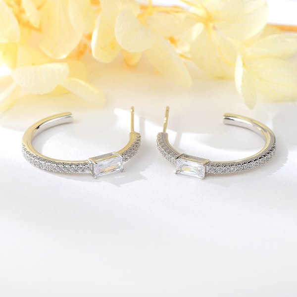 Picture of Good Cubic Zirconia Platinum Plated Big Hoop Earrings