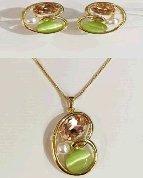 Picture of Womens Gold Plated Classic 2 Piece Jewelry Set Factory Supply